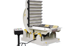 Máquina volteadora con rollo acero